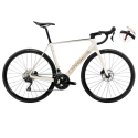 Vélo de route Orbea ORCA M30 Ivory White - Burgundy - Vulca 2025