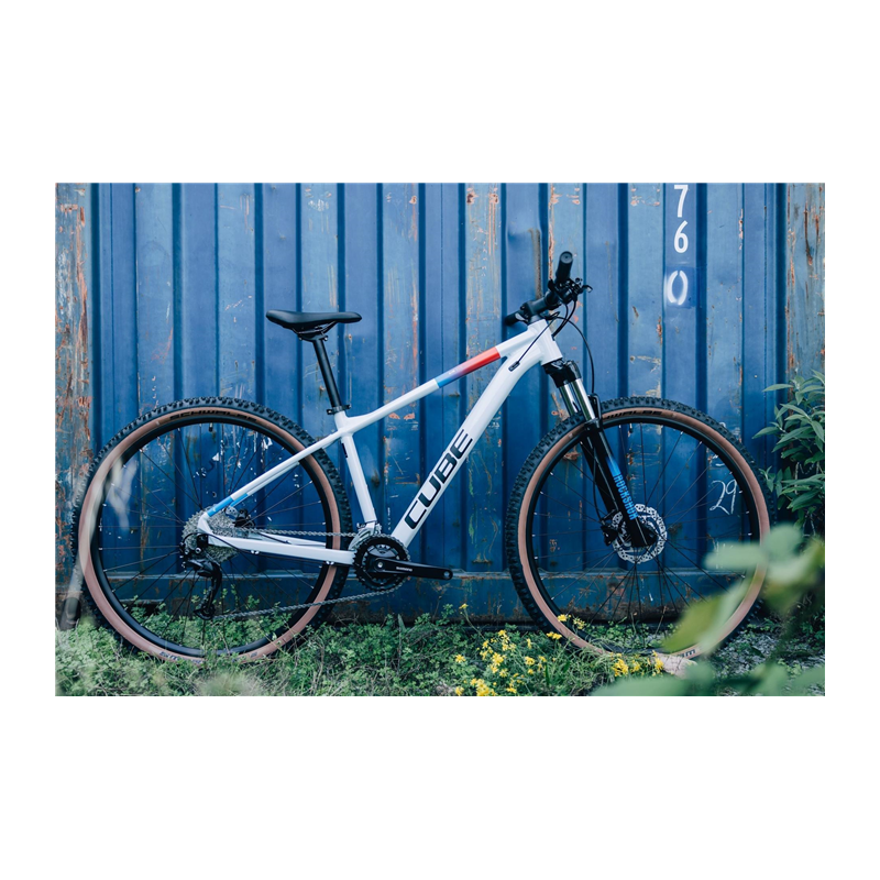 VTT Cube Aim SLX White´n´blue´n´red 2024